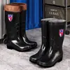 Botas de lluvia para hombre, botas de trabajo altas para hombre, cubrebotas antideslizantes de caña media y baja, zapatos de goma impermeables, botas de agua para hombre de primavera-verano
