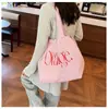 Bolsa Tote Nova Estilo Coreano com Cordão para Primavera e Verão, Color-Blocking, Leve, Estampa de Letras Cor Dopamina, Bolsa de Ombro Fresca e Simples para Academia