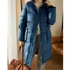 Jaqueta de alta qualidade com 90% de penugem de ganso branco, jaqueta de plumas feminina para o inverno, design de comprimento médio para outono e inverno de 2026