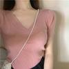 Em estoque 2024 Verão Nova Moda Roxo Manga Curta Slim-fit Decote Em V Gelo Seda Malha T-shirt Feminina Base Camisa Top Trendy