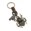 Ventas Directas de Fábrica Suministro Transfronterizo Llaveros para Hombre Más Vendidos Retro Pequeños Regalos Aleación Araña Accesorios de Cuero