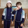 Roupas de Jardim de Infância Primavera e Outono Conjunto de Duas Peças para Alunos do Ensino Fundamental Uniforme Escolar para Verão Roupas de Aula para Crianças Roupa Esportiva Estilo Academia Britânica