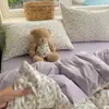 Juego de ropa de cama de cuatro piezas apto para la piel, modelo nuevo 2026, funda de edredón de gasa de doble capa, sábana y funda de colcha para dormitorio individual de estudiante, juego de tres piezas