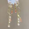 Brincos de Borboleta Vazados Azul e Branco com Franjas Estilo Coreano Design Exquisito Estudante de Arte Lindos Brincos de Gancho para Orelha Brincos para Mulheres