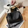Bolso para Mujer de Moda 2022 Nuevo Comercio Exterior Piel de Vaca Portátil Bolso Cubo de Hombro de Moda Bolso Pequeño Cruzado de Hombro de Cuero Genuino