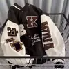 Jaqueta de baseball vintage retrô estilo americano com bordado de letra masculina moda primavera marca solta jaqueta de casal