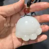 Ornamento de mão de jade afegão natural, cabo de nogueira estrela-lua, ornamento de bule de jade, selo leão Pixiu laranja de jade amarelo