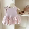 Vestido sin mangas rosa tipo tank para niña estilo coreano con amarre en la espalda 2026 atuendo de verano para bebé con lunares, de malla, multicapa, vestido de princesa