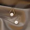 Pendientes Casuales de Perlas Angora Rojo Aguja de Plata Estilo Socialité Pendientes Diarios de Nicho Más Fáciles de Combinar con el Agujero del Oído