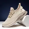 Nuevos zapatos deportivos de hombre de gran tamaño transfronterizos, zapatos casuales de malla transpirables de verano, zapatos casuales de moda con suela suave hueca