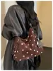 Bolso tote de lunares de moda de gran capacidad, nueva colección otoño 2026, bolso de hombro simple y casual para el día a día y para ir al trabajo