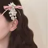 Presilha de cabelo com laço multicamadas e pingente de pérola, estilo princesa delicado para o lado, versátil e elegante para penteados presos e franjas