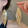 Pendientes Colgantes con Borlas y Patrón de Hojas Europeos y Americanos, de Moda y Tendencia, Estilo Metálico Único, Pendientes Exagerados, Pendientes de Lujo Ligero y de Gama Alta