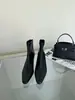 Botas Femininas de Cano Curto para Outono/Inverno 2026 Estilo Coreano com Salto Fino, Bico Quadrado e Zíper nas Costas, Salto Médio Fino