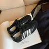 Aumento de altura interior de 7 cm~zapatillas de entrenamiento alemanas retro a rayas de cuero genuino para mujer, nuevo estilo coreano, versátiles, de retazos, casuales, deportivas, zapatillas Forrest Gump