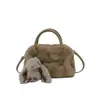 Moda Outono 2026 Nova Bolsa de Pelúcia Bolsa de Mão Feminina Alta Aparência Bolsa de Ombro Único Transversal Bolsa da Moda Estilosa