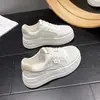 Zapatillas de malla de una sola capa con suela gruesa para mujer, estilo ligero de otoño, nueva colección 2026, versátiles, transpirables, deportivas y casuales de malla