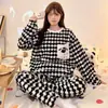 Corea2025 Otoño e Invierno Pijama de Terciopelo Coral para Niñas Cuadros Gato de Dibujos Animados Chica Suave Engrosado Cálido Ropa para el Hogar