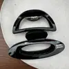 Nuevo Pasador Negro de Alta Gama para Mujer, Pinza de Tiburón Hecha a Mano con Etiqueta Dorada de Letra, Pasador Sencillo en la Parte Posterior de la Cabeza, Grande Elegante
