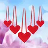Colgante tridimensional en forma de corazón con relleno de fieltro Decoración del Día de San Valentín Guirnalda de fieltro Cortina de línea de amor Cadena colgante de corazón de melocotón del Día de San Valentín