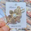 Broche de Mariposa Hueca con Diamantes AB Iridiscentes para Mujer, Pin de Mariposa de Diamantes Lujoso a Todo Color para Trajes y Abrigos, Broche Elegante y Lujoso