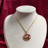 Colar de Pérolas de Água Doce com Gota de Óleo Retro Esmalte de Luxo Leve Pingente de Flor Pintada Corrente para Clavícula Transfronteiriça Transmissão ao Vivo