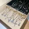 Collar de Perlas con Colgante de Cruz de Zirconia Brillante y Flor de Cuatro Hojas Cadena para Clavícula de Lujo Ligero Gama Alta Modelo Nuevo 2026 Cadena para el Cuello