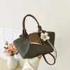 Bolsa Feminina de Nicho de Luxo 2026 Nova Moda de Verão Cesta Bolsinha de Mão Bolsa de Ombro Único Transversal de Grande Capacidade