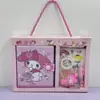 Novo Conjunto de Papelaria K-Pop Demon Slayer para Grupo de Meninas Caixa de Presente para Meninas Pacote de Presente com Adesivos Squishy