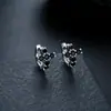 Aretes de Zirconia Cruzados para Mujer, Lujo Ligero, Gama Alta, Versátiles Aretes de Diamante para Mujer, Pendientes de Diseño a la Moda Venta al por Mayor