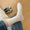 Calcetines blancos holgados de algodón de Xinjiang, cómodos, antibacterianos, transpirables, calcetines largos para mujer, adecuados para el uso diario de estudiantes, calcetines Zhuji