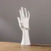 Resina Retrato Mão Modelo Exibidor de Joias Suporte para Anel Suporte para Pulseira Vitrine Suporte para Pulseira Suporte para Joias Adereços