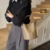 Bolsos de Mujer de Nicho de Moda, Nuevos Bolsos Cruzados Versátiles Retro, Bolsos Cubo de Mano Súper Populares y Elegantes