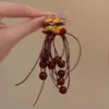 Acacia de Frijol Rojo~Pendientes Retro Ancora Rojos con Perlas para Mujer Otoño e Invierno, Pendientes de Borlas Únicos con Sentido de Diseño