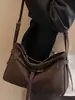 Bolso de Gran Capacidad para Mujer 2025 Nuevo Estilo Retro Invierno Bolso Cruzado de Aspecto Elegante Casual para Hombro Bolso de Viaje