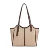 Bolsa Tote Fashion Retrô para Mulheres, Nova Bolsa de Mão Tendência de Grande Capacidade, Bolsa de Ombro de Alta Qualidade para o Dia a Dia