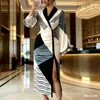 Vestido Nuevo Temu Amazon Transfronterizo con Acabado de Alta Gama, Cuello en V, Moldeador, Estampado Elegante, Abertura, Vestido Sexy de Verano para Mujer