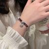 Pulsera de seguridad con piedra de ámbar vintage para mujer, pulsera de cuentas exquisita de nicho de lujo ligero, nuevo estilo chino para parejas y amigas