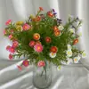 Nuevo Producto Césped Acuático Artificial de 5 Picos Girasol Arreglo Floral de Boda Accesorios Fila de Flores de Plástico Decoración de Boda Fabricante de Flores Venta al por Mayor