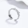 Anillo Floral Hueco de Plata 925 para Mujer, Anillo Ajustable con un Toque de Lujo Exclusivo, Joyería de Circonita Estilo Chanel