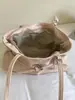 Bolsa Tote Simples, Casual, Estilosa, de Grande Capacidade, Nova para o Verão 2026, Moda para o Dia a Dia, Texturizada, de Ombro Único, para Usar sob o Braço, para Mulheres