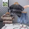 Traje de Verano para Niños 2025 Nuevo Bebé Niños Atractivo Letra Manga Corta Conjunto de Dos Piezas Ropa Casual de Verano para Bebé