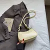 2026 Bolso Pequeño Nuevo Elegante Versátil Moda Bolso Cruzado Bolso de Hombro Bolso de Mujer Color Sólido de Moda Elegante Bolso de Axila de Moda
