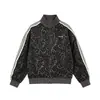 Nova jaqueta de estampa de leopardo da moda estilo streetwear americano para homens, apresentando um design único, detalhes listrados, um corte solto e uma gola alta, em estilo japonês