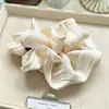 Pinza de plátano con volantes brillantes extragrande para mujeres, estilo primavera/verano, adecuado para peinados de moño o cola de caballo