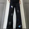 Jeans negros rotos y adornados con pedrería, con estampado de cruces para hombre, de pierna recta modernos, ligeramente acampanados, largos, rotos y adornados con pedrería