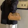 Bolsa Tote Elegante e Moderna com Recortes para Mulheres 2025 Outono Nova Cor Contrastante Versátil Grande Capacidade Ombro Único Transversal Bolsa Grande