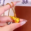 Colgante de Calabaza de la Fortuna Chapado en Oro de Latón, Color Duradero, Cadena de Suéter Versátil Unisex, Colgante de Lujo Ligero de Alta Gama