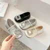 Zapatos de tacón individuales para niña con hebilla de pedrería, Nuevo estilo Primavera/Verano 2026, Zapatos de piel estilo coreano, Zapatos de princesa de suela blanda para niños