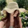 Sombrero de paja con borde de encaje y perlas en forma de onda y lazo para mujer, protector solar de verano, sombrero para el sol de vacaciones en la playa, ala ancha